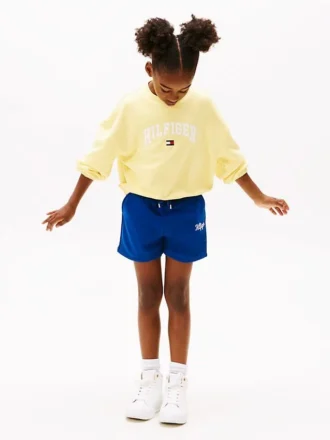 Pantaloncini in felpa con logo ricamato per bambini