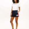 Pantaloncini in felpa con logo Tommy e blocchi di colore