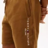 Pantaloncini in felpa con logo Tommy ricamato Pantaloncini in felpa con logo Tommy ricamato