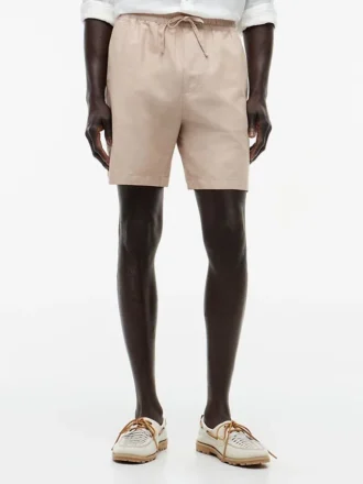 Pantaloncini in misto cotone e lino con vestibilità regolare da 7″