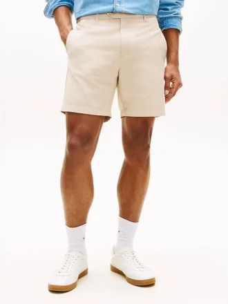 Pantaloncini in misto cotone e lino con vestibilità regolare da 7″