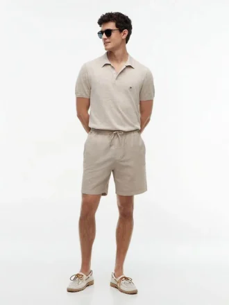 Pantaloncini in misto cotone e lino con vestibilità regolare da 7″