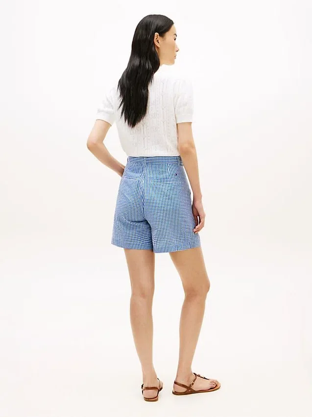 Pantaloncini in seersucker a quadretti con cintura Pantaloncini in seersucker a quadretti con cintura