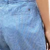 Pantaloni affusolati in seersucker a quadretti con cintura Pantaloni affusolati in seersucker a quadretti con cintura