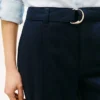 Pantaloni chino a gamba larga con cintura Pantaloni chino a gamba larga con cintura