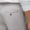 Pantaloni comodi in misto cotone e lino Pantaloni comodi in misto cotone e lino