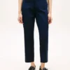 Pantaloni con tasche in cotone elasticizzato Pantaloni con tasche in cotone elasticizzato