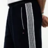 Pantaloni da tuta in velluto con monogramma Pantaloni da tuta in velluto con monogramma