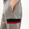 Pantaloni della tuta con strisce iconiche