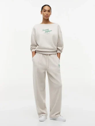 Pantaloni della tuta in spugna con logo script dal taglio morbido