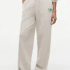 Pantaloni della tuta in spugna con logo script dal taglio morbido Pantaloni della tuta in spugna con logo script dal taglio morbido
