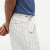 Pantaloni in misto cotone-lino a righe con cintura Pantaloni in misto cotone-lino a righe con cintura