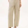 Pantaloni utility leggeri a zampa Pantaloni utility leggeri a zampa