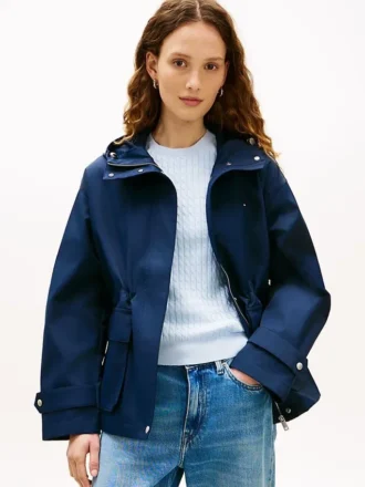 Parka corta con cappuccio idrorepellente
