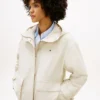 Parka corta con cappuccio idrorepellente Parka corta con cappuccio idrorepellente