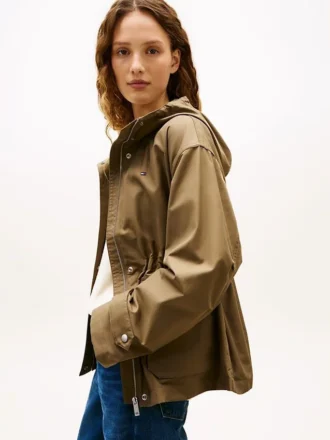 Parka corta con cappuccio idrorepellente