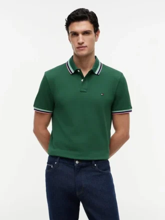 Polo con bordi a contrasto