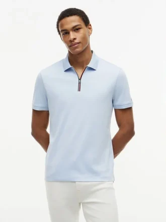 Polo con zip in cotone liscio, vestibilità regolare