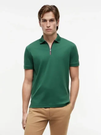 Polo con zip in cotone liscio, vestibilità regolare