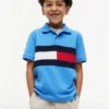 Polo elasticizzata con bandiera a blocchi di colore per bambini Polo elasticizzata con bandiera a blocchi di colore per bambini