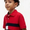 Polo elasticizzata con bandiera a blocchi di colore per bambini