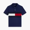 Polo elasticizzata con bandiera a blocchi di colore per bambini Polo elasticizzata con bandiera a blocchi di colore per bambini