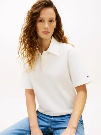 Polo in piqué con monogramma script dalla vestibilità comoda