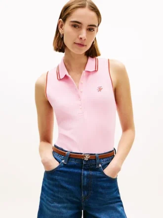 Polo senza maniche con monogramma in stile script, vestibilità slim