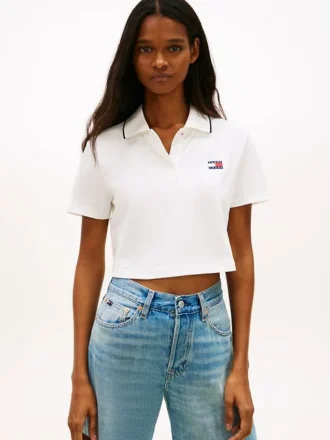 Polo Tommy Jeans dal taglio boxy e corto