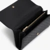Portafoglio grande con patta e monogramma su tutta la superficie Portafoglio grande con patta e monogramma su tutta la superficie