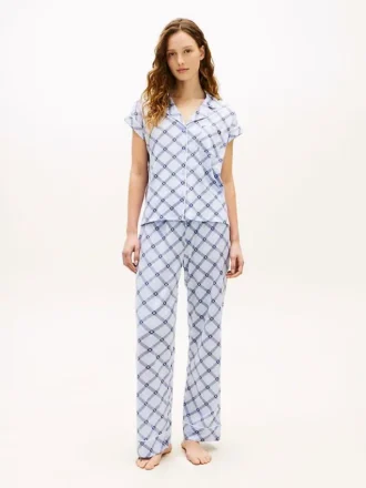 Set da notte con camicia a maniche corte e pantaloni