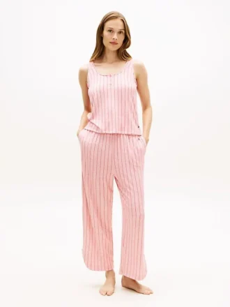 Set da notte con canotta corta e pantaloni