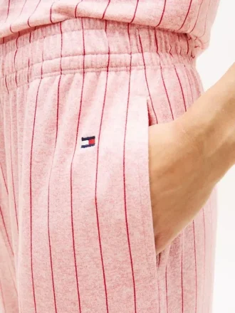 Set da notte con canotta corta e pantaloni