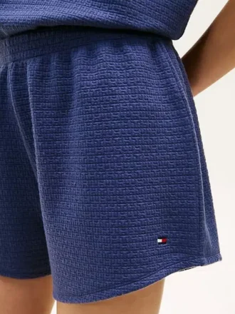 Set da notte con maglietta Henley e pantaloncini
