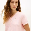 Set da notte con maglietta Henley e pantaloncini Set da notte con maglietta Henley e pantaloncini