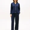 Set pigiama a maniche lunghe con camicia e pantaloni Set pigiama a maniche lunghe con camicia e pantaloni