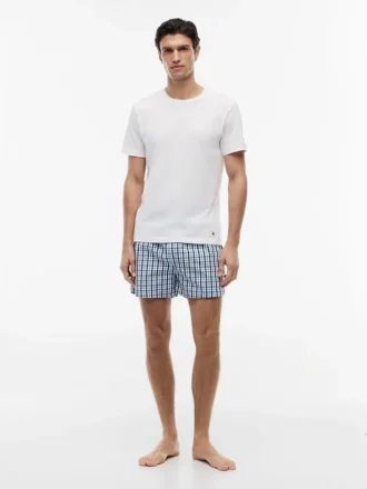 Set regalo pigiama con maglietta e pantaloncini in tessuto Set regalo pigiama con maglietta e pantaloncini in tessuto