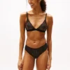 Slip bikini brasiliano in pizzo Slip bikini brasiliano in pizzo