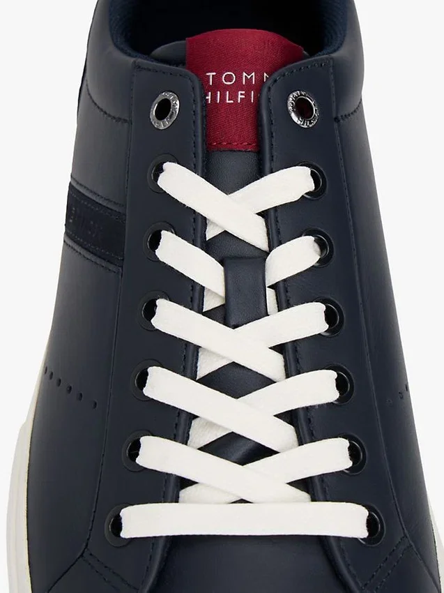 Sneaker basse in pelle Sneaker basse in pelle