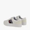 Sneaker con suola a cono e striscia a bandiera Sneaker con suola a cono e striscia a bandiera