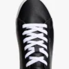Sneaker da tennis con logo metallico e texture granulosa Sneaker da tennis con logo metallico e texture granulosa