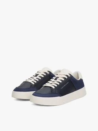 Sneaker da tennis con logo tono su tono