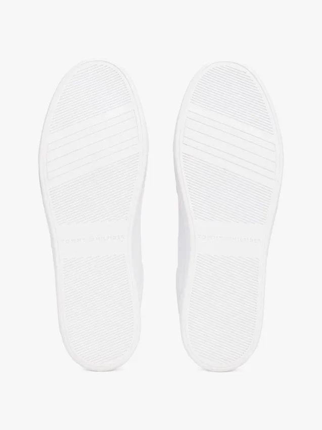 Sneaker da tennis in pelle con dettagli metallici Sneaker da tennis in pelle con dettagli metallici