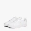 Sneaker da tennis in pelle con tacco e monogramma Sneaker da tennis in pelle con tacco e monogramma