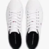 Sneaker in pelle con bandiera