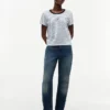 T-shirt a righe con monogramma in stile nautico T-shirt a righe con monogramma in stile nautico