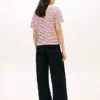 T-shirt a righe con stampa floreale astratta T-shirt a righe con stampa floreale astratta