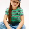 T-shirt a righe con tasca per bambina T-shirt a righe con tasca per bambina