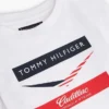 T-shirt a zig-zag Tommy x Cadillac F1® Team per bambini T-shirt a zig-zag Tommy x Cadillac F1® Team per bambini
