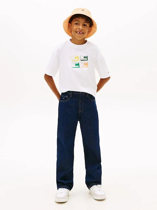 T-shirt con grafica 3D del logo per bambini T-shirt con grafica 3D del logo per bambini